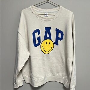Gap Smiley Sweatshirt Size XL